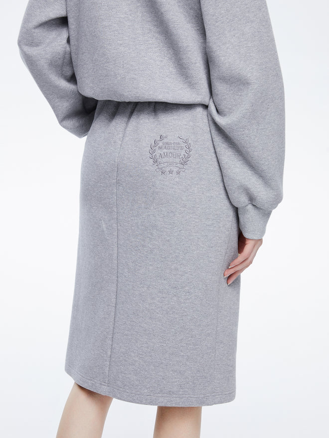 Minimalist Slim Skirt