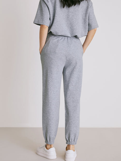 Versatile Light Sweatpants