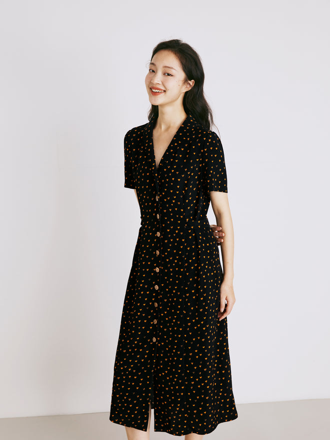 Robe en soie à pois