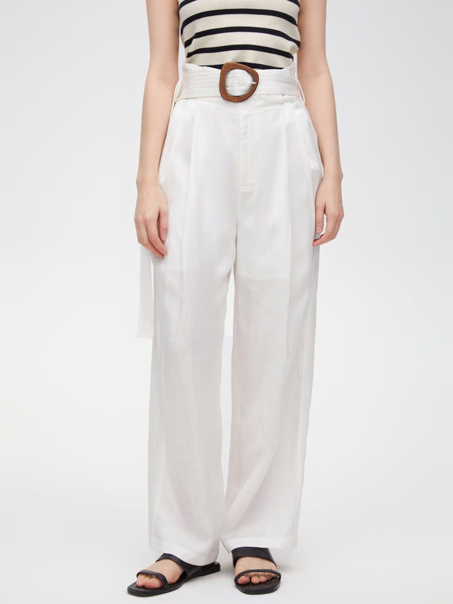 Pantalon minimaliste en lin à taille nouée
