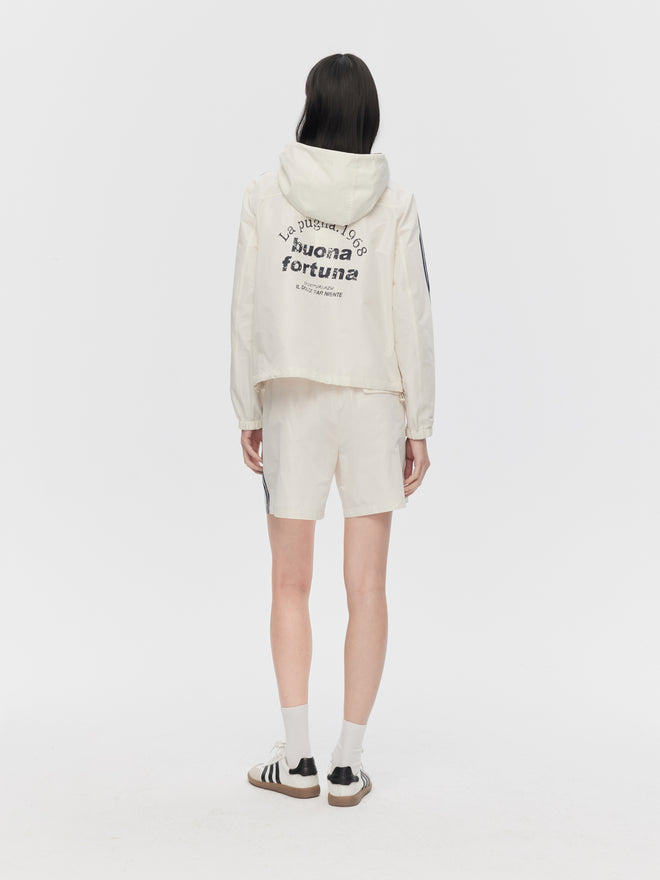 Manteau de sport minimaliste