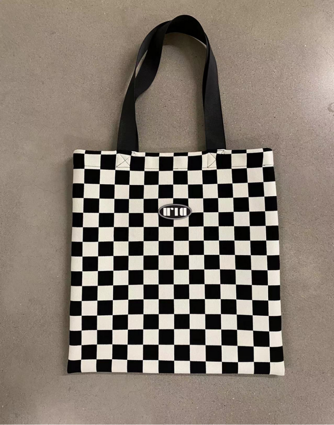 Cabas surdimensionné en maille « Téléphone »