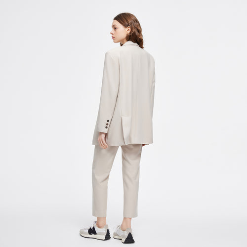 ワイドショルダーシルエットスーツ