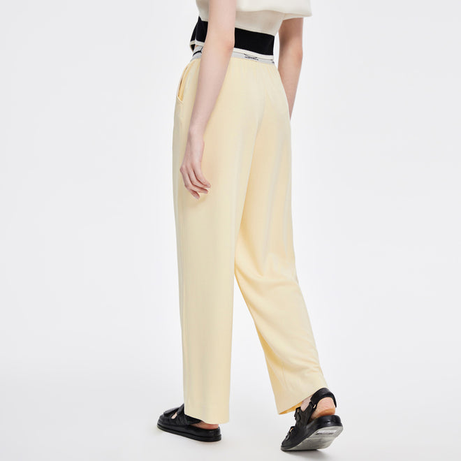 カジュアルパンツ