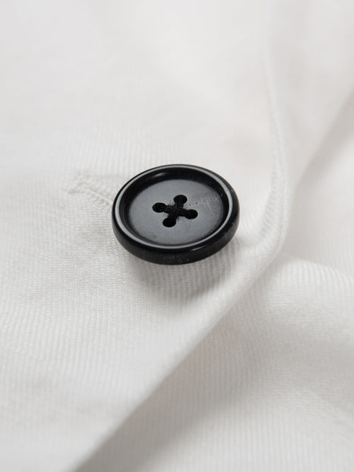 Costume simple en chanvre à grande silhouette