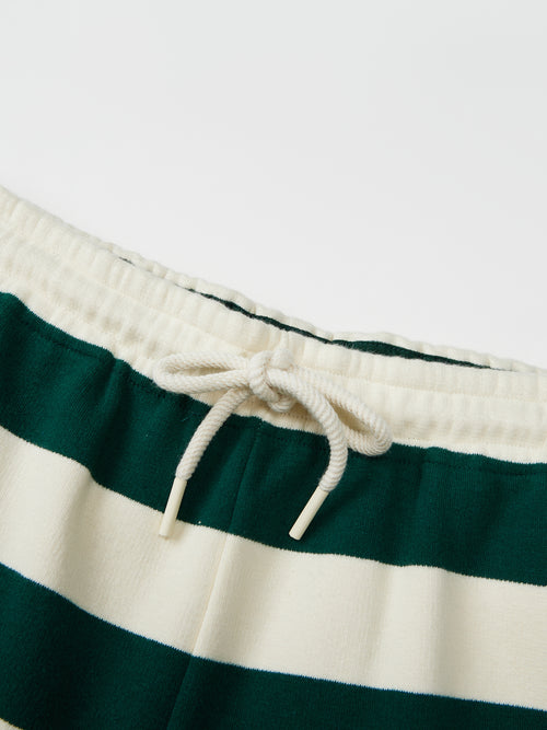 ダークグリーンのストライプショートパンツ