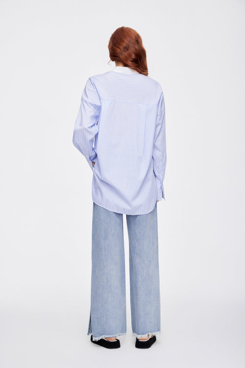 Split Frayed Comfy Jeans - Urlazh New York