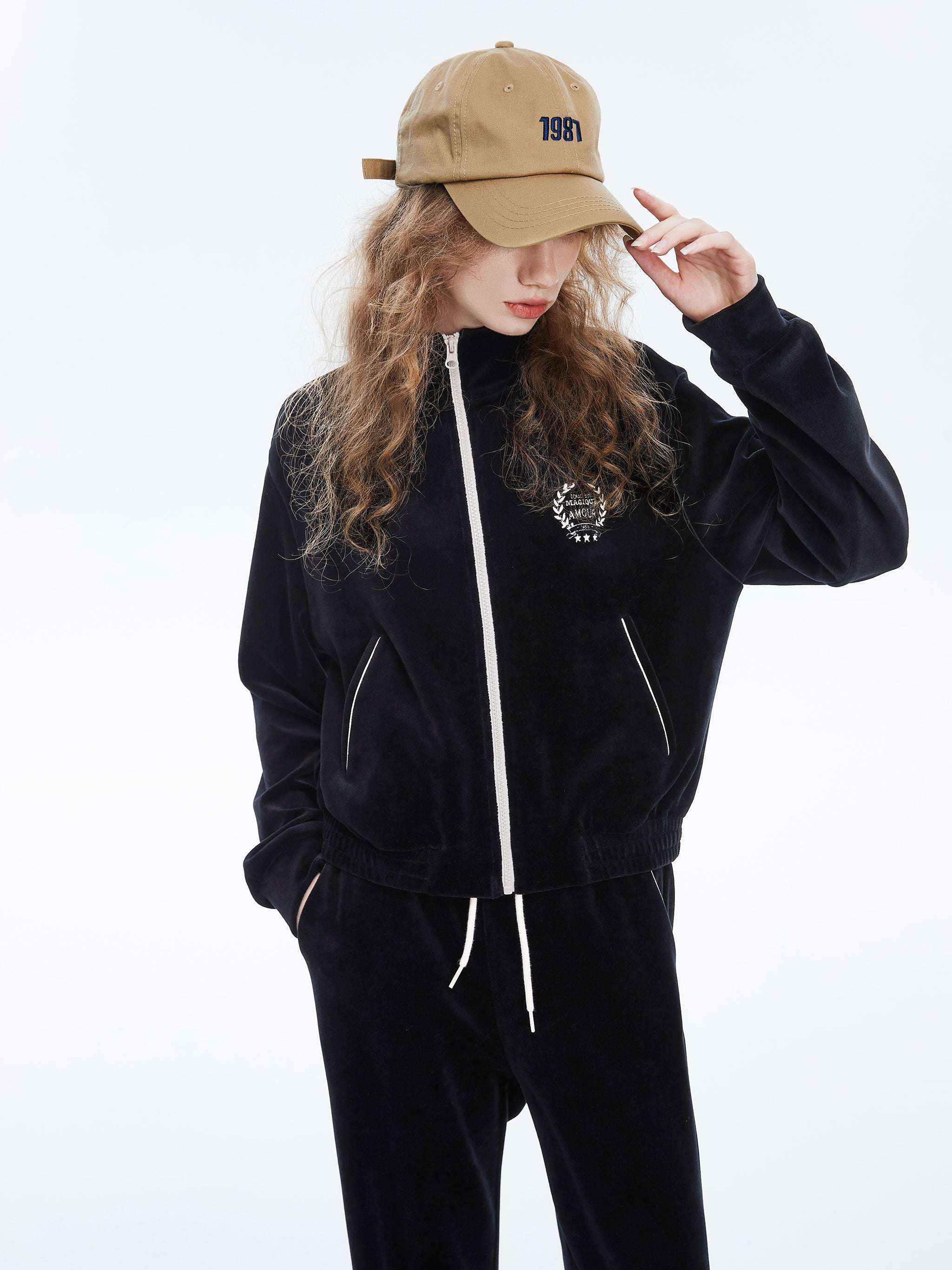 Pamela Velour Jacket – Urlazh New York