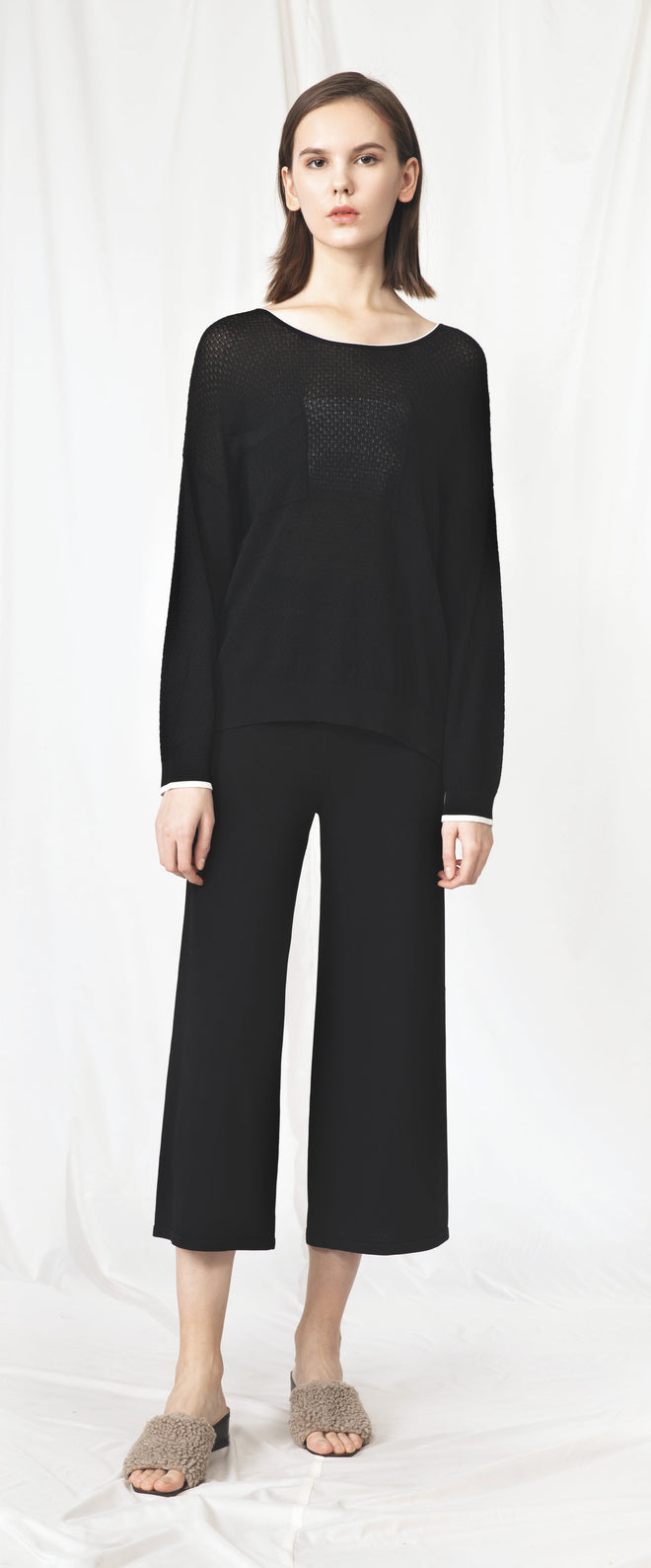 Black Wide Leg Capri Pants - Urlazh New York