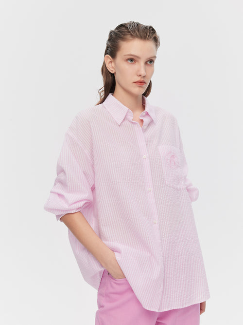 ソフトミスティピンクのストライプロングシャツ