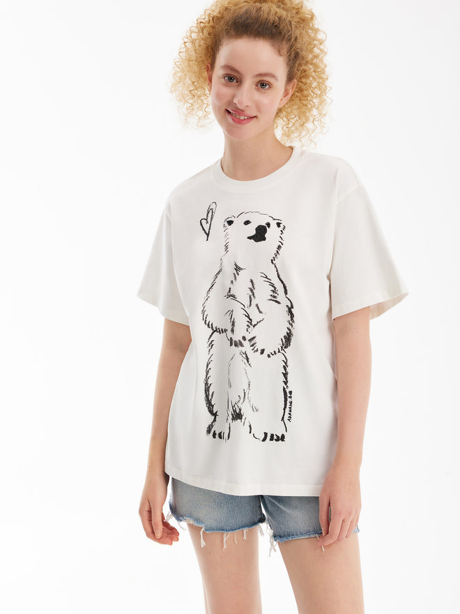 クマのスケッチTシャツ