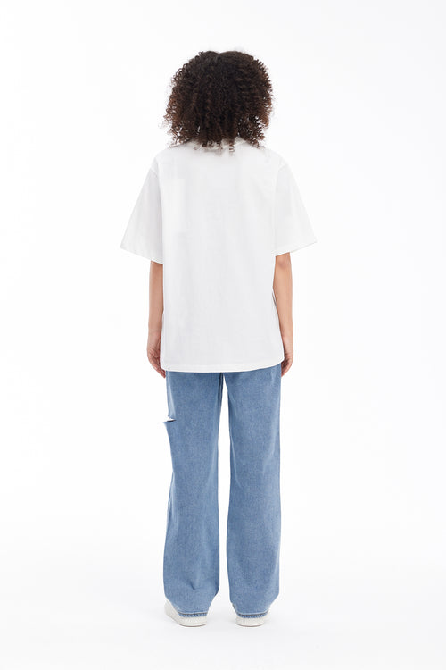 Simple Silhouette Embroidered Tee