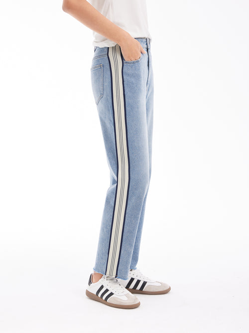Tapered jeans