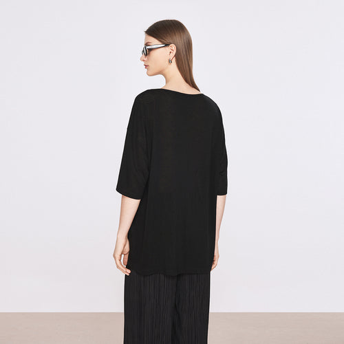 ightweight Bow T-Shirt
