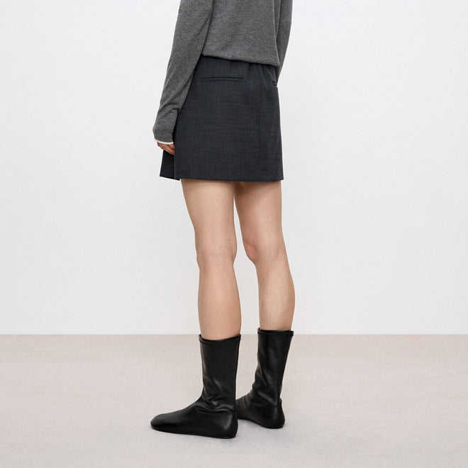 MIU-Style Pleated Skirt