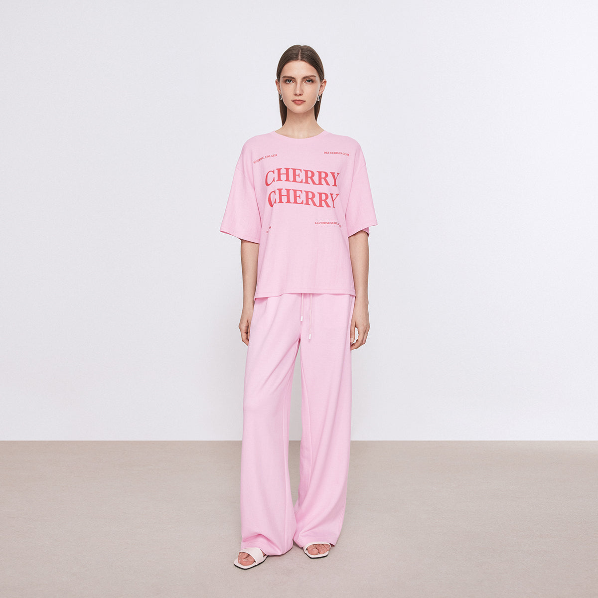 Cherry Graphic Tee – Urlazh New York