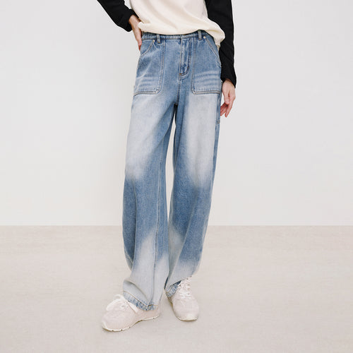 Street-Washed Curved Jeans