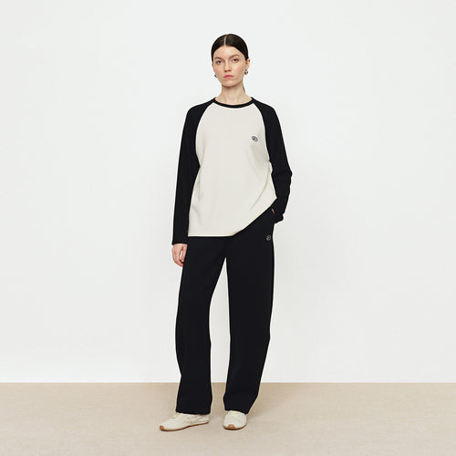 Nuo Ji Black And White Shoulder Tee