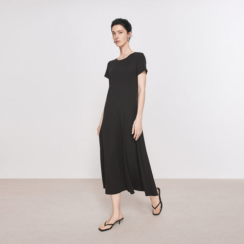 Versatile Slim-Fit Maxi Dress