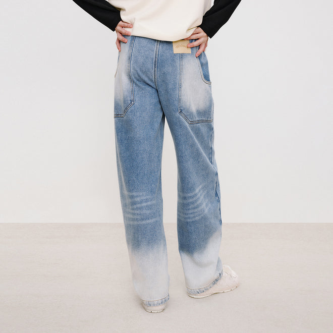 Street-Washed Curved Jeans