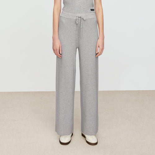 Elegant Gray Straight-Leg Knit Pants