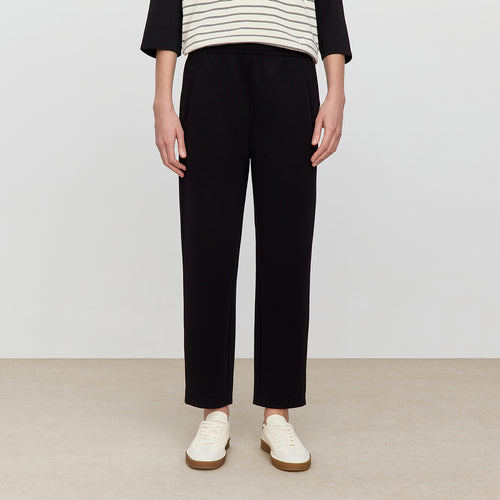 Essential Tapered Pants