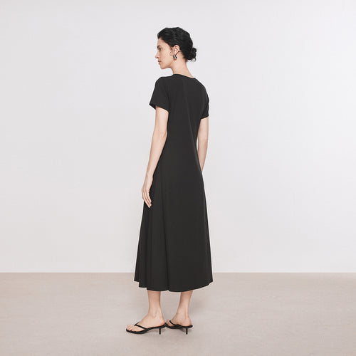 Versatile Slim-Fit Maxi Dress