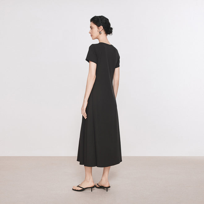 Versatile Slim-Fit Maxi Dress