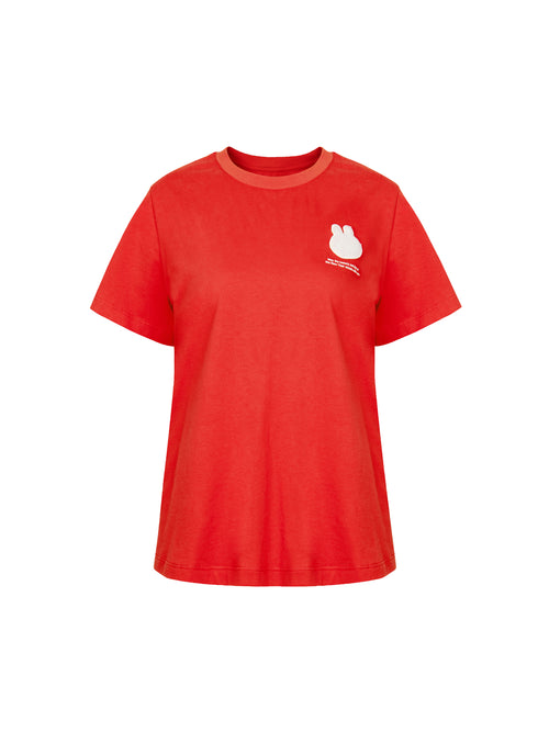 Tee-shirt à motif de patch de lapin simple-rouge vermillon