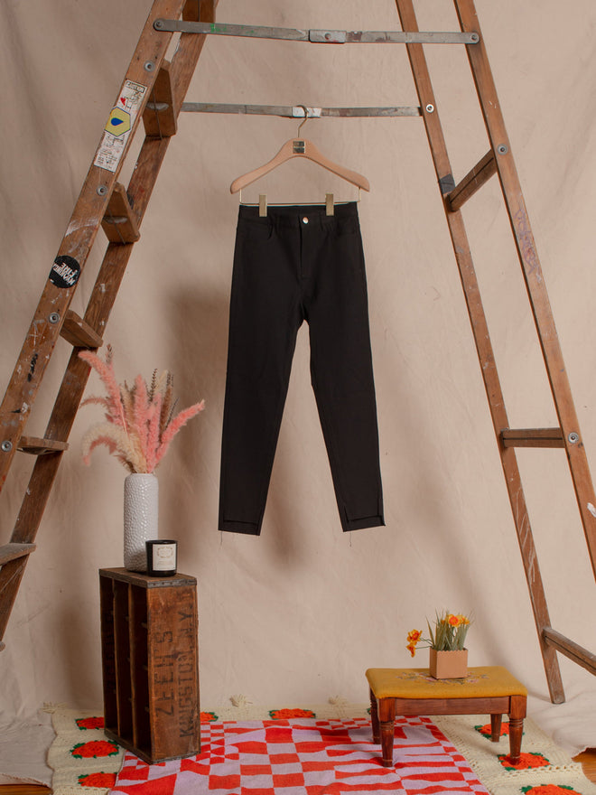 Black Straight Leg Trousers - Urlazh New York