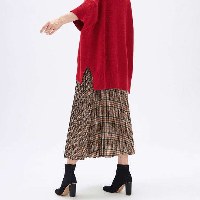 Elegant plaid pleated skirt